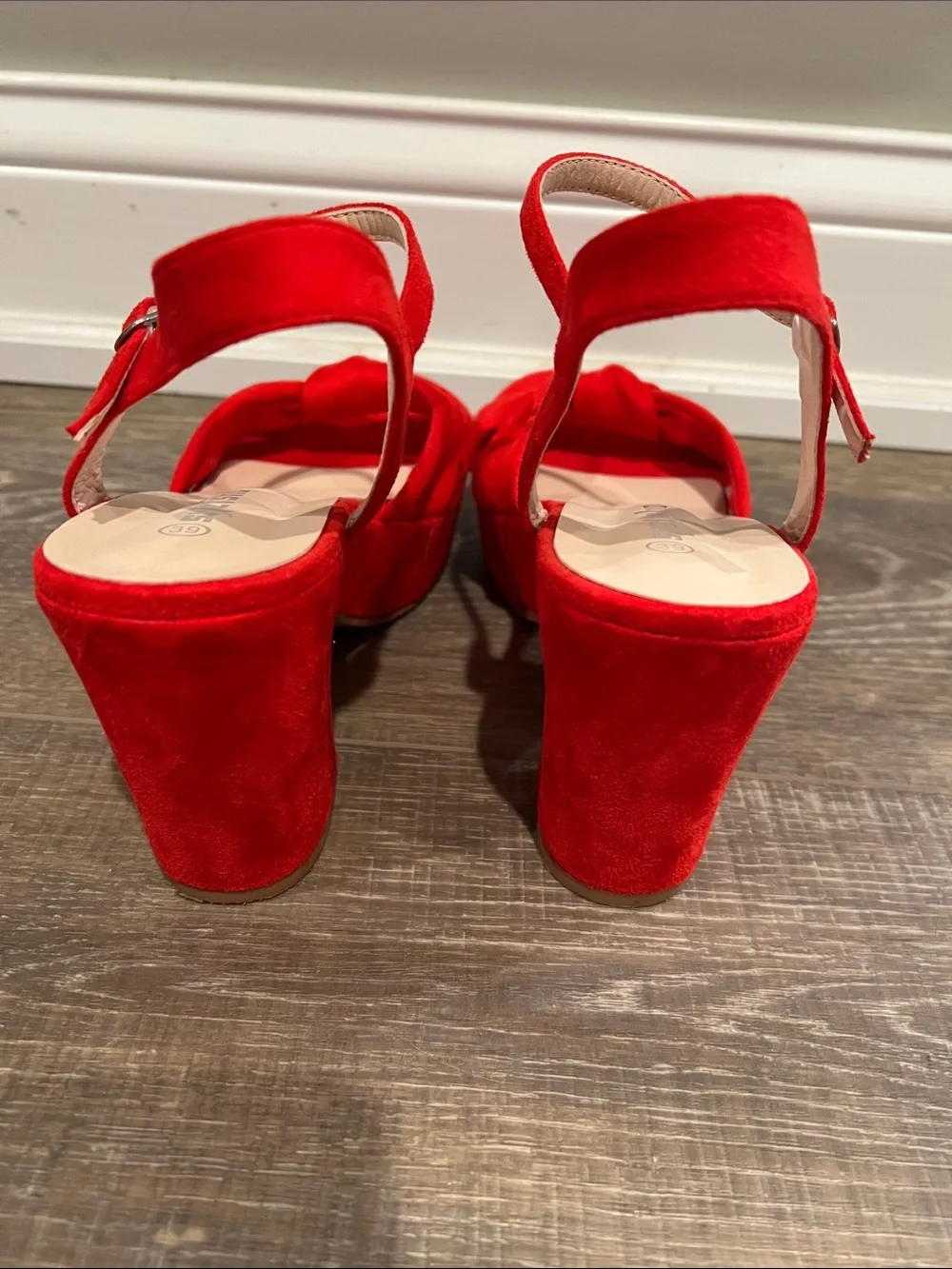 N/A red suede